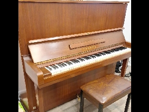 日本雅马哈钢琴