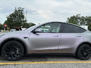 特斯拉 model  Y  ：机场优惠！！瀑布特价！小型搬家！长途半价！守时