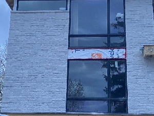 外墙修理张师傅，30年砖石经验。