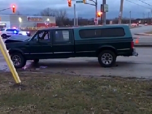 
                还有多少冤案？安省司机因两人死亡被错误定罪起诉警方索赔320万
            