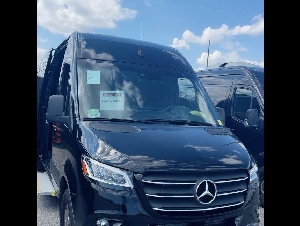 ＊＊明星旅游车队＊＊ 瀑布游 加东游 私人定制 地接 接机 送机