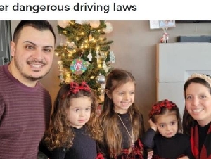 
                多伦多三孩父亲丧生，家属怒推"法案"，别再让危险司机上路了
            