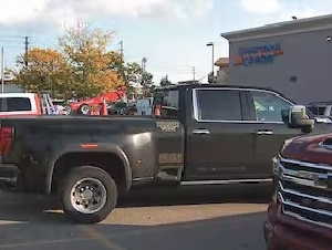 
                万锦Markham Rd/14街枪击封路！警方确认无人受伤
            