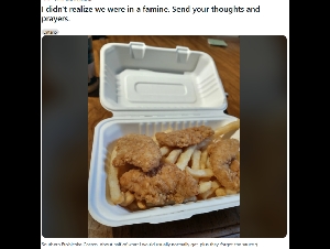 
                多伦多Costco快餐大缩水! 网友吐槽: 鸡柳变小, 连酱料都没了!
            