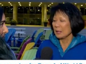 
                全城嗨翻！邹至蕙今晚押注蓝鸟队：输了穿对手球衣骑车10公里！
            