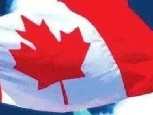 
                加拿大遇到一位华人农民，他说：这里让我明白了什么叫"尊重劳动"
            