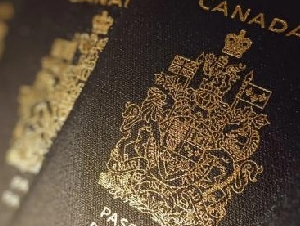 
                加拿大修订入籍法：海外出生公民传承国籍须达到语言安全居住要求
            