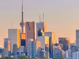 
                房贷续期要命！利率比五年前高3点，多伦多公寓业主最惨！
            