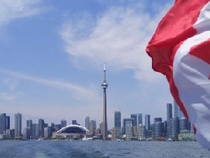 
                加拿大明年学签大缩水：本科更难，硕博放行，工签砍178专业！
            