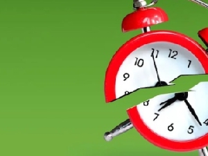 
                夏令时结束第一天! 睡眠专家警告: "春前进"比"秋后退"更伤身!
            