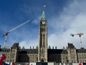 
                虚伪! 加拿大联邦政府最核心部门爆发"裁员潮"! 拒绝透露人数!
            