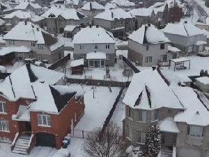 
                加拿大百万房主迎来续贷：月供或暴涨20%，一年多掏6500加元
            