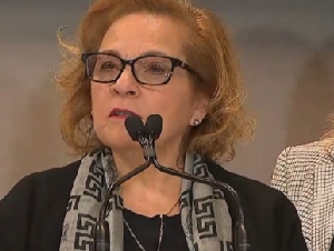 
                加拿大最新移民数据：留学工签210万人，一年暴减53%，难民51万！
            