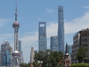 中国去年免签入境外国人逾3千万人次 增长49.5%