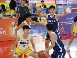 中国换招 放弃拉拢年轻人