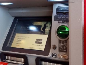 
                45岁加拿大人存款有多少？TFSA、RRSP账户数据曝光
            