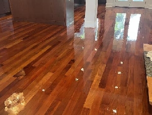 阳光地板楼梯 打磨翻新室内装修