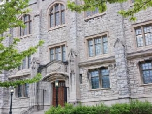 
                安省未来10年急缺6万名大学毕业生！科技和医疗人才最抢手
            