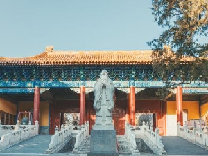 
                「孝」是中国人身上的一座大山：专制孝道的起源、本质
            